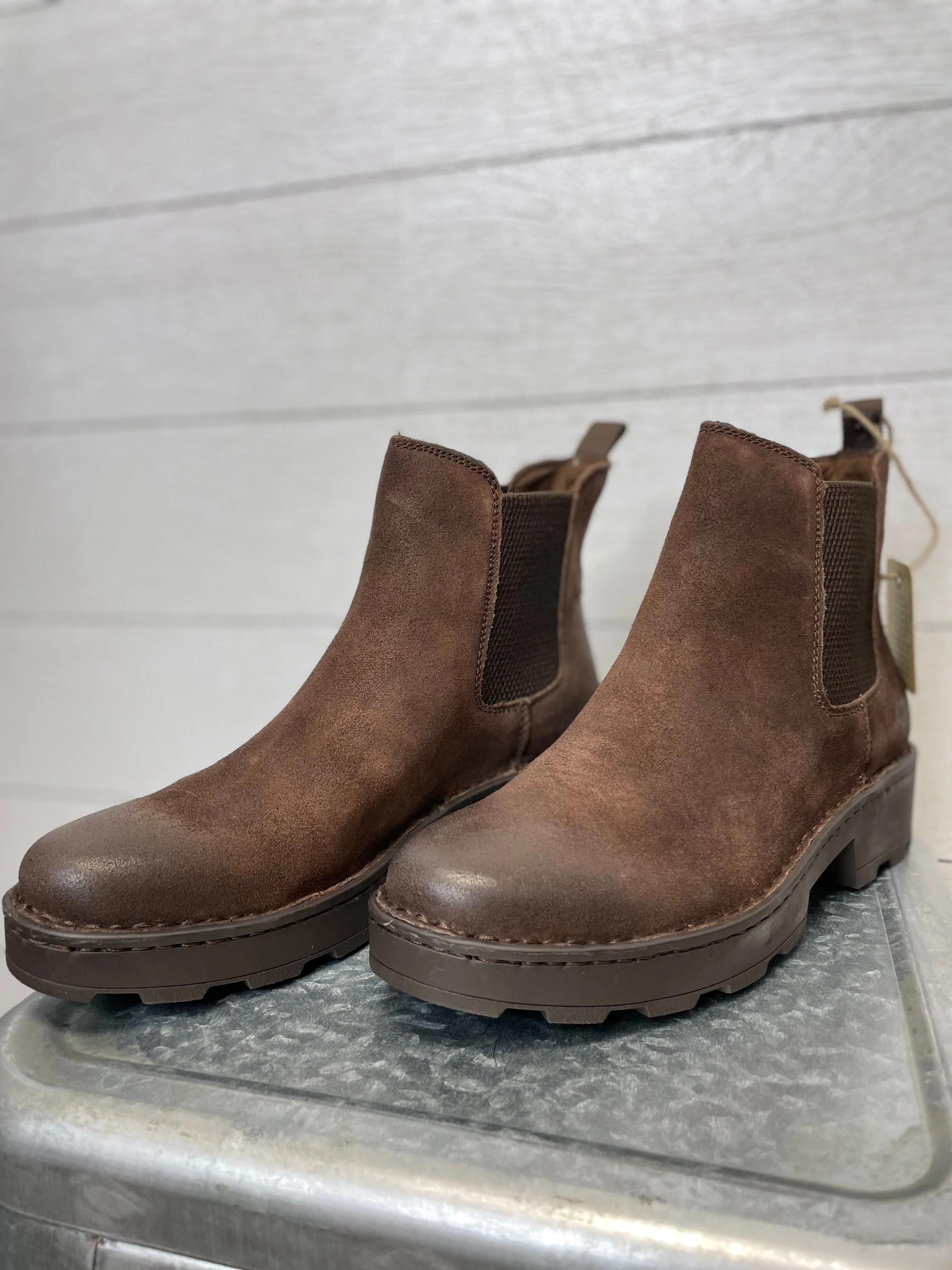 BORN | VERONA BOOT | DARK BROWN