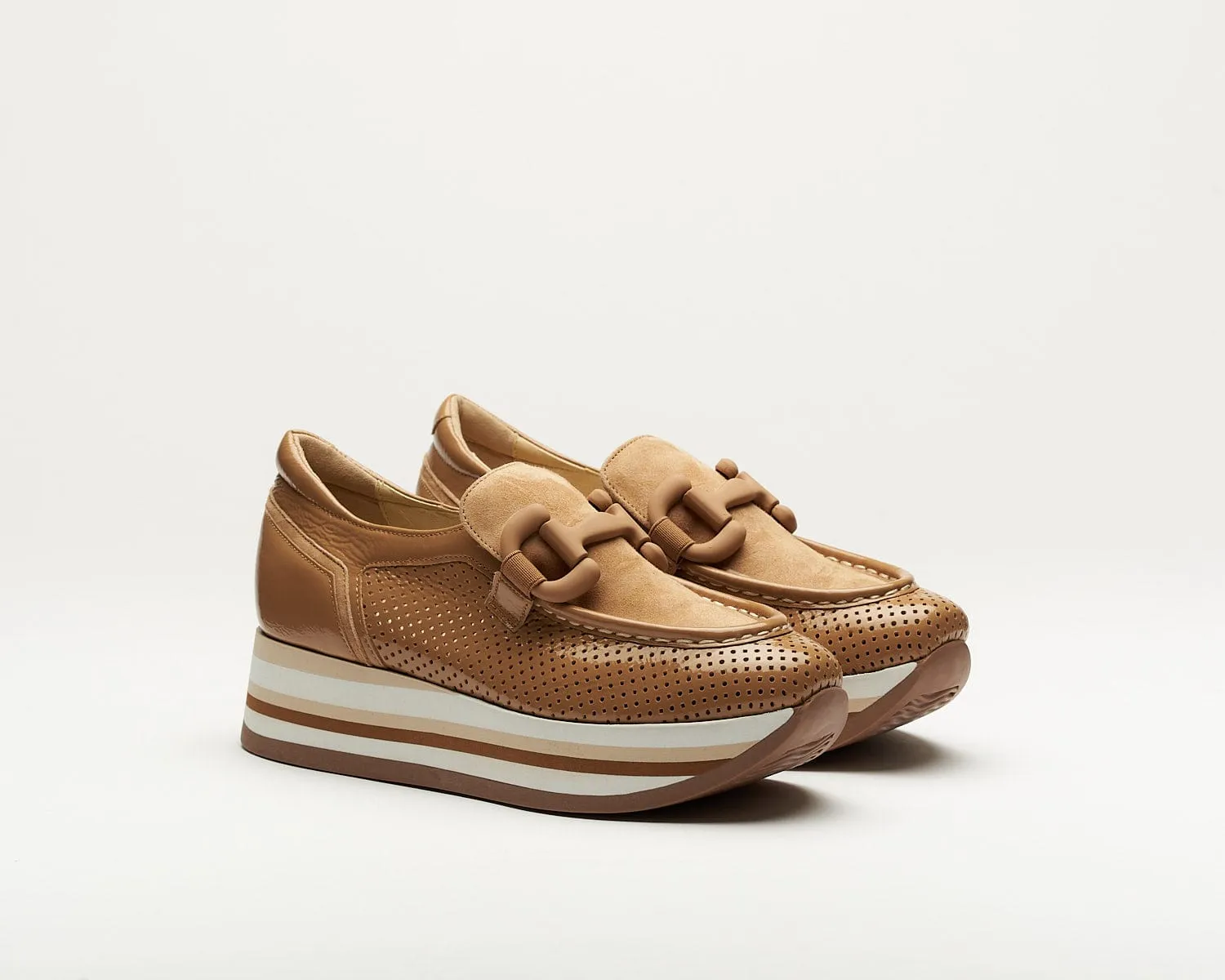 SOFTWAVES Clarice Platform Loafer Noisette