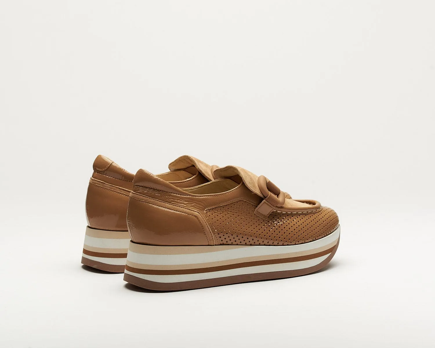 SOFTWAVES Clarice Platform Loafer Noisette