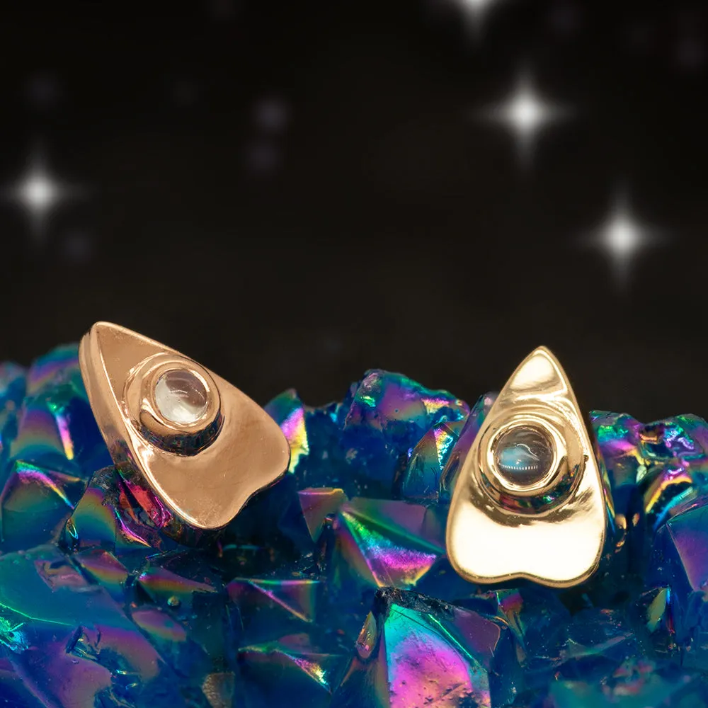 Summon the Spirit Threaded End in Gold with Rainbow Moonstone